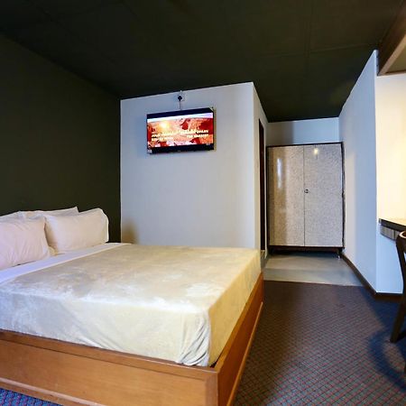 Fata Hotel By Project Borneo Kuching Luaran gambar