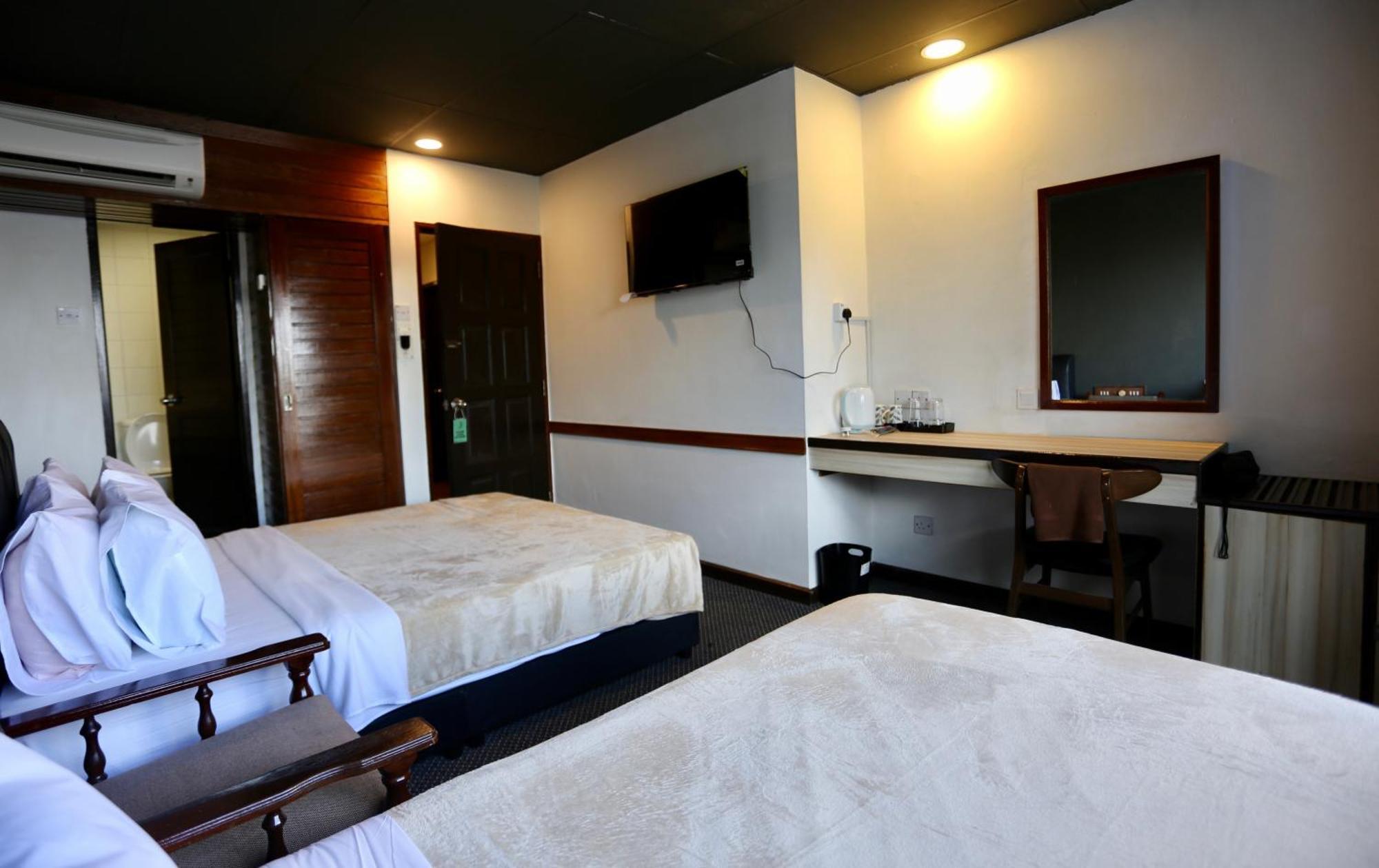 Fata Hotel By Project Borneo Kuching Luaran gambar
