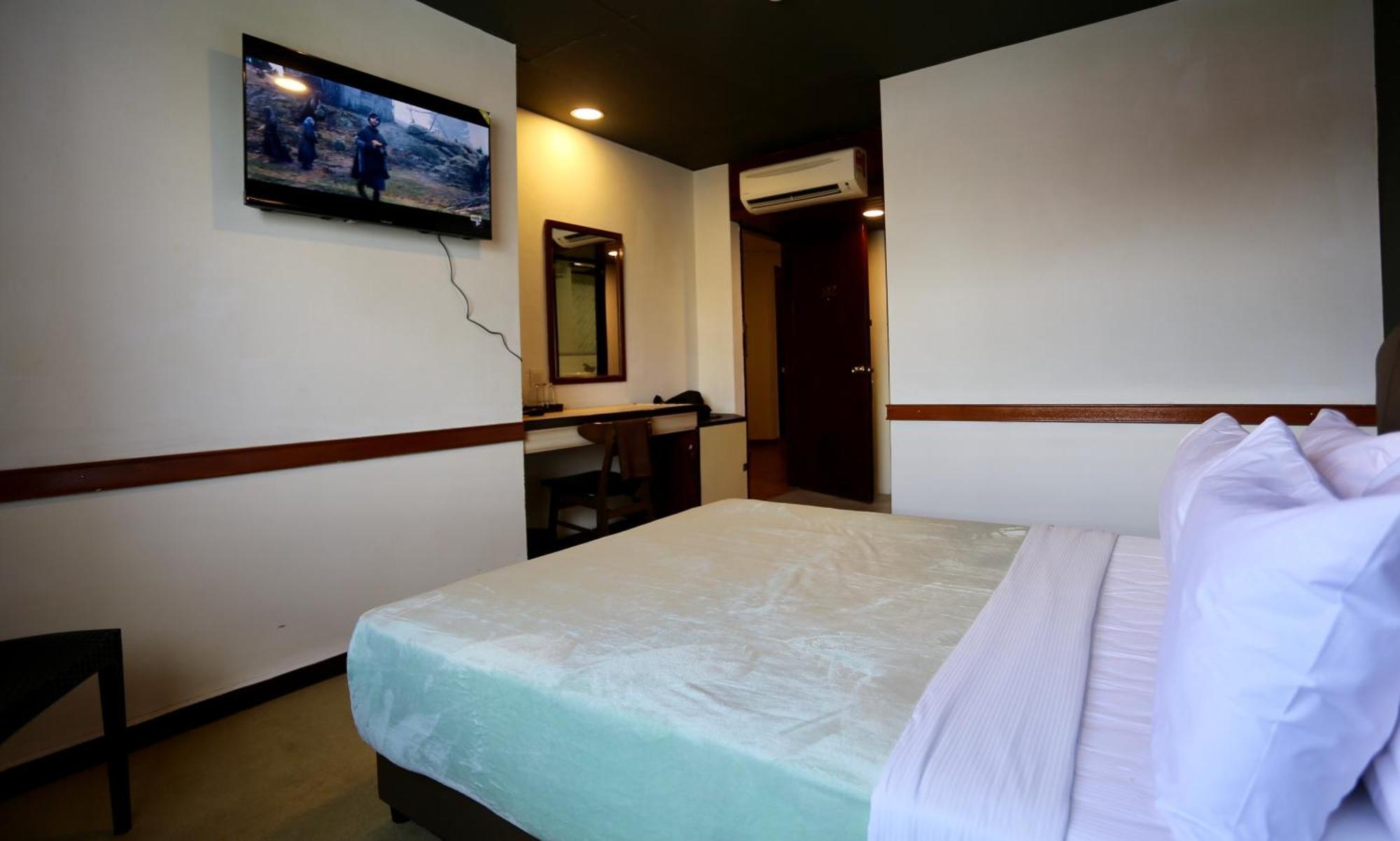 Fata Hotel By Project Borneo Kuching Luaran gambar